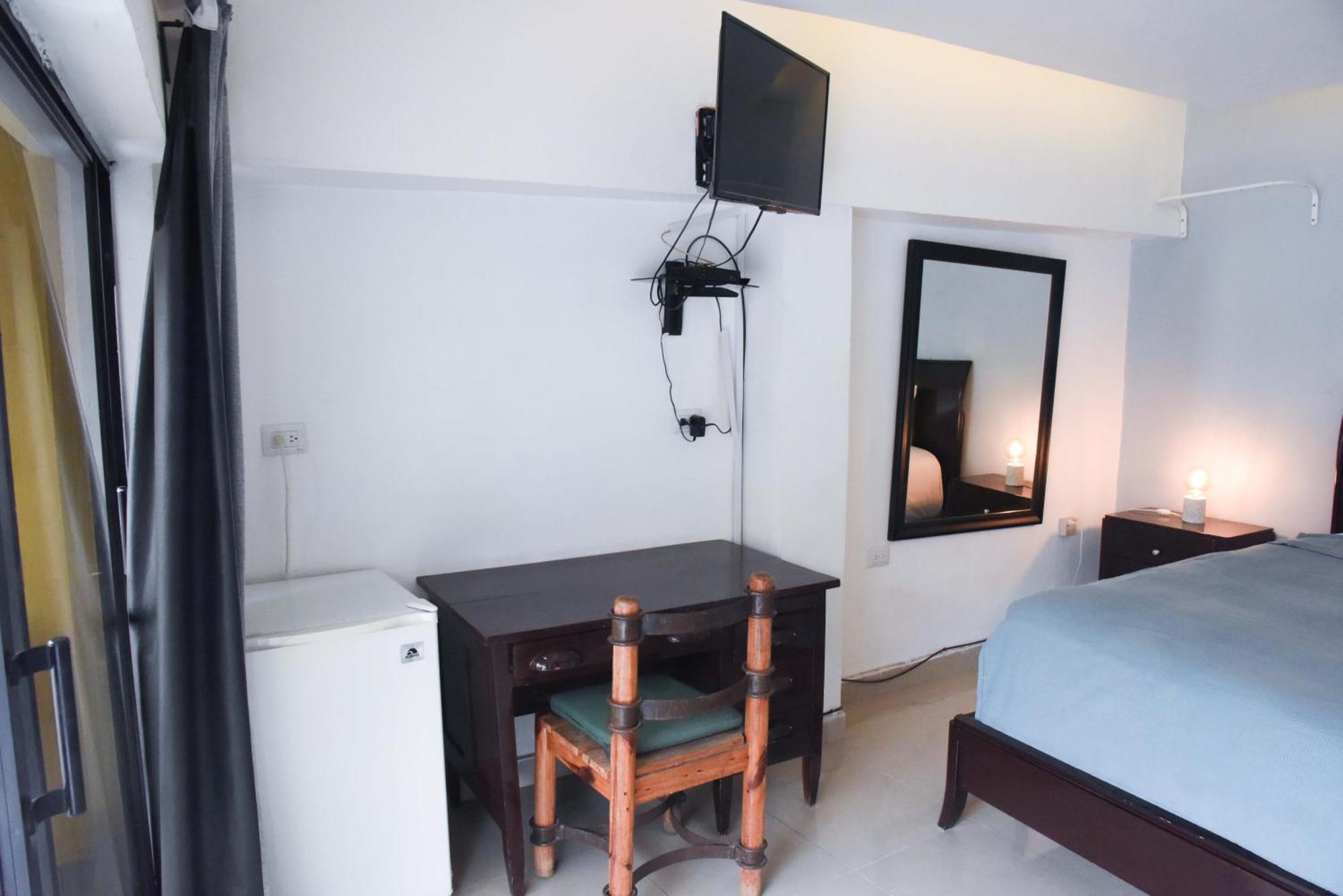 Hostal Gato Colonial Santo Domingo Esterno foto