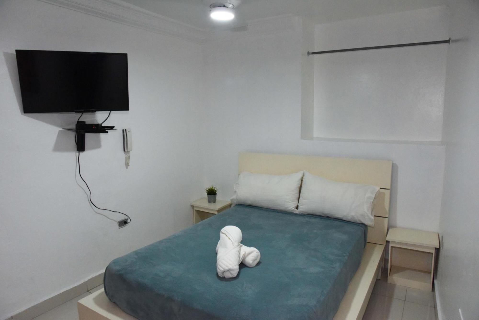 Hostal Gato Colonial Santo Domingo Esterno foto
